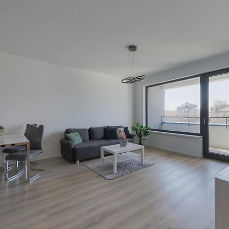Bazova Apartment With Free Parking 布拉迪斯拉发 外观 照片