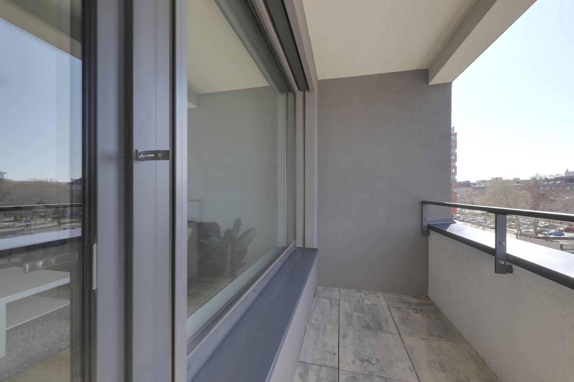 Bazova Apartment With Free Parking 布拉迪斯拉发 外观 照片