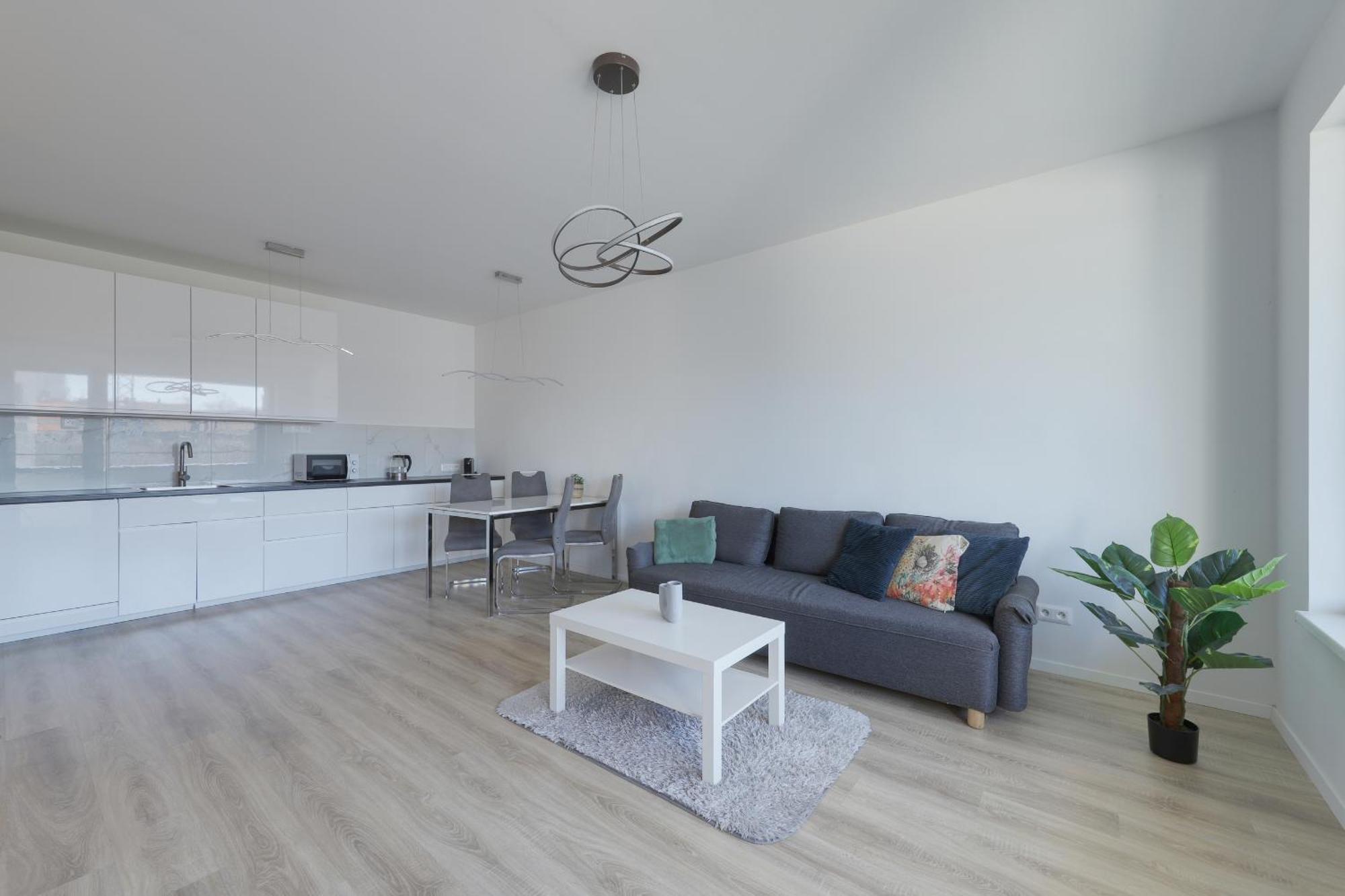 Bazova Apartment With Free Parking 布拉迪斯拉发 外观 照片