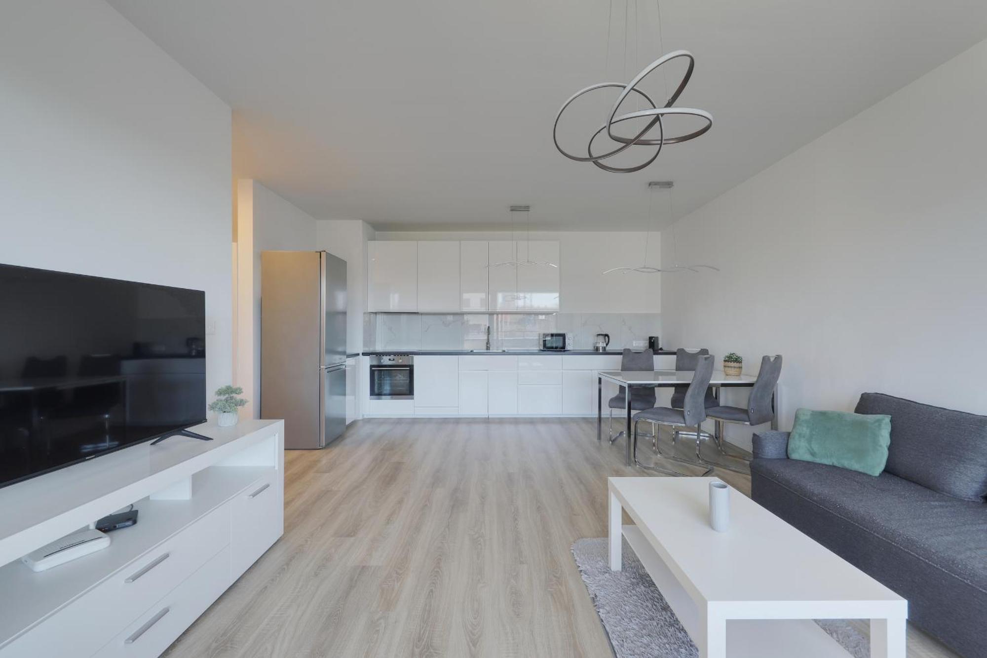 Bazova Apartment With Free Parking 布拉迪斯拉发 外观 照片