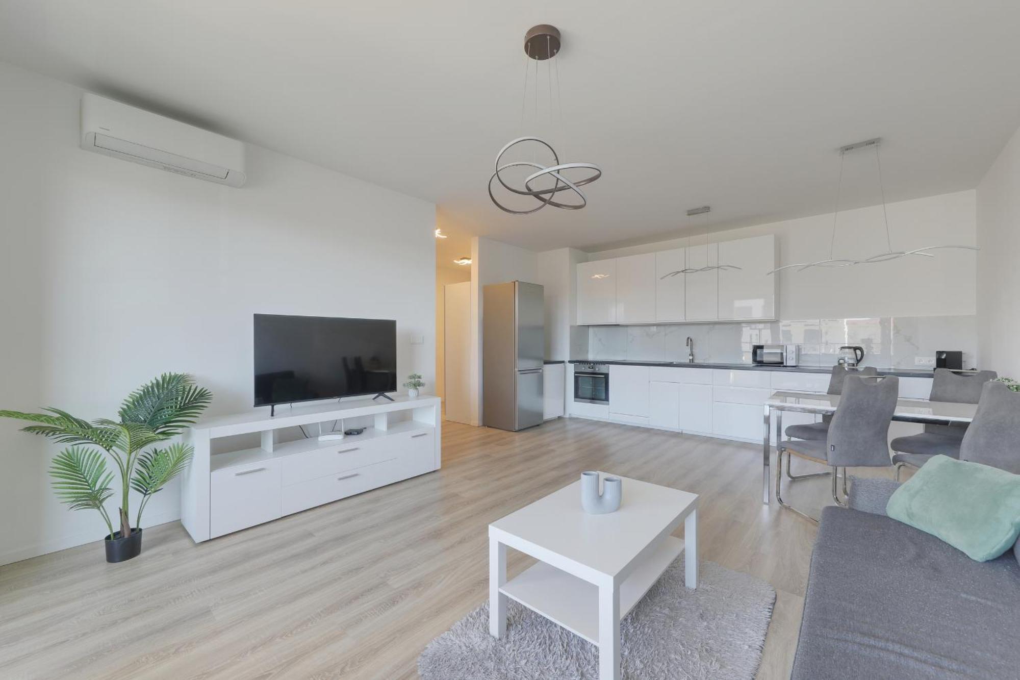 Bazova Apartment With Free Parking 布拉迪斯拉发 外观 照片